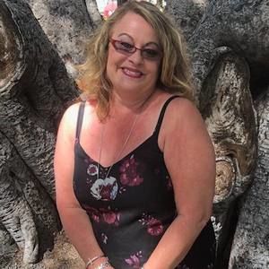 Meet your Posher, Beth